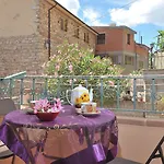 Bed & Breakfast Issicoro