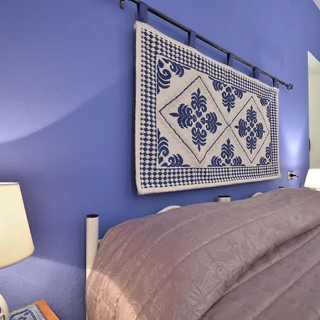 Issicoro Nocleg ze śniadaniem 3*