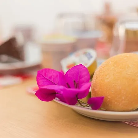 Issicoro Nocleg ze śniadaniem Baunei